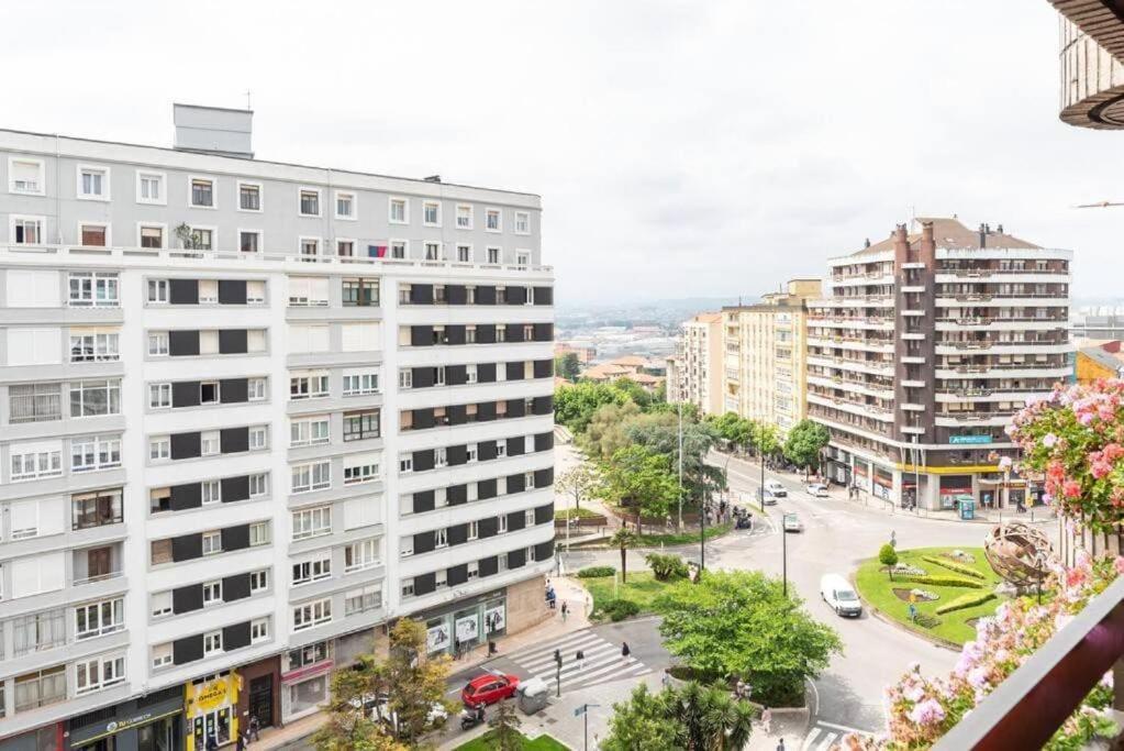 Appartamento Luminoso Piso Grande Con Garaje En El Centro. Santander Esterno foto